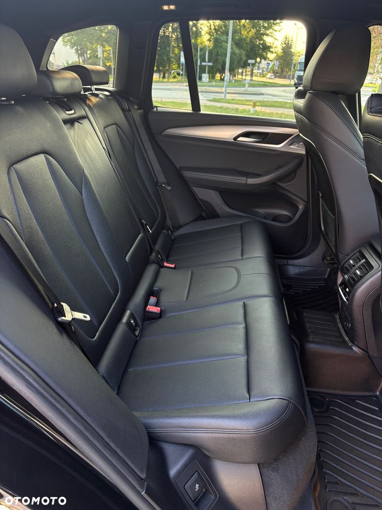 BMW X3 M M40i sport - 17