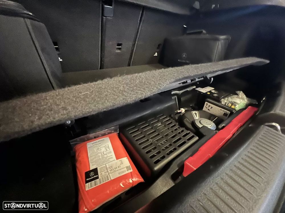 Mercedes-Benz A 250 e 8G-DCT AMG Line - 51