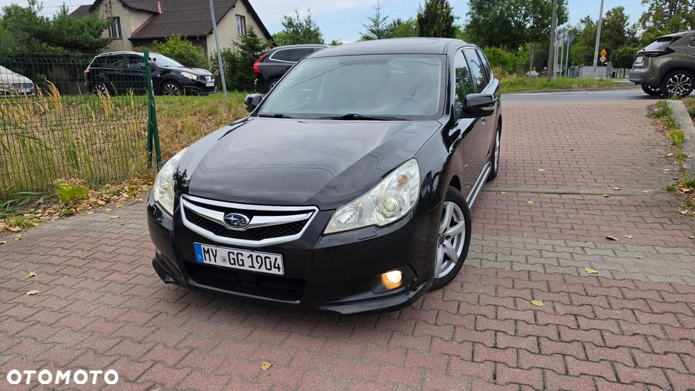 Subaru Legacy - 31