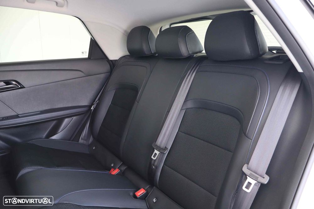 MG MG4 64 kWh Luxury - 18