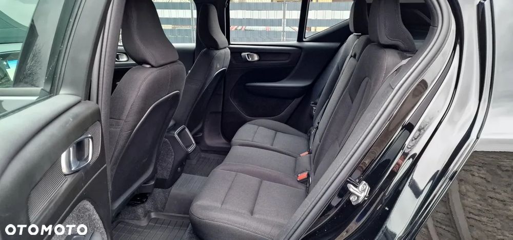 Volvo XC 40 D3 Momentum - 25