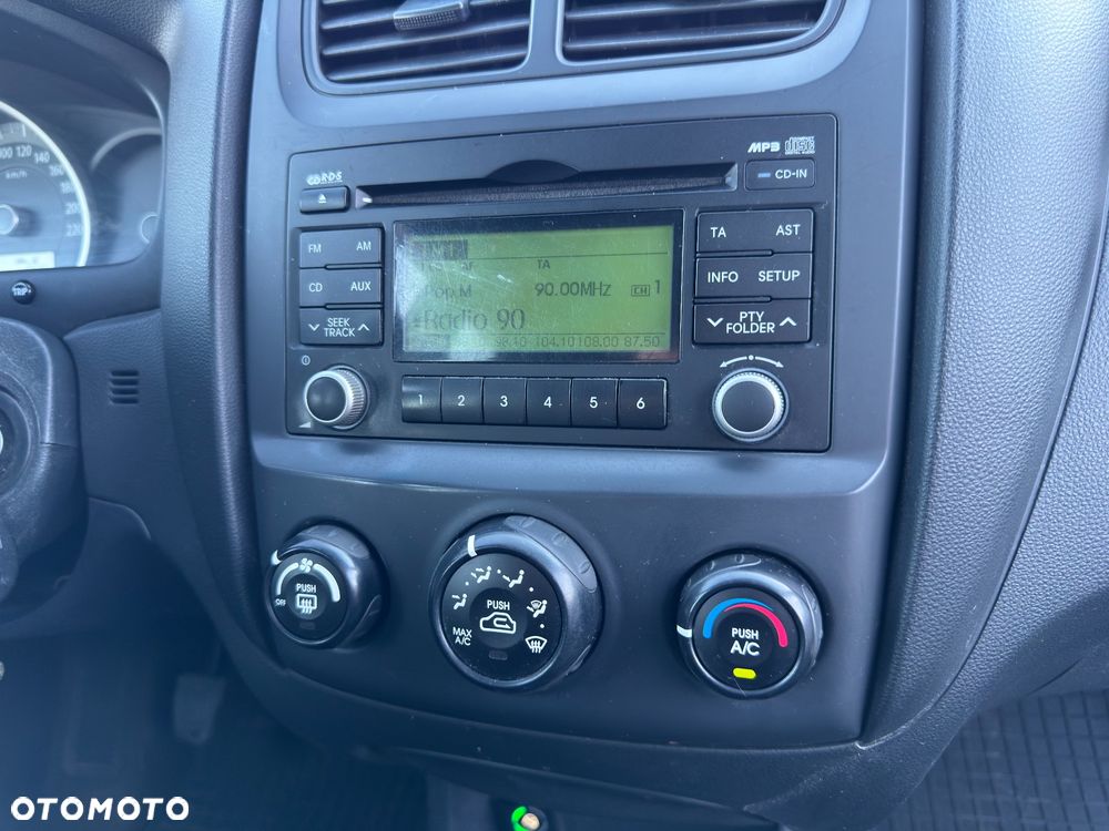 Kia Sportage 2.0 Tour 2WD - 28