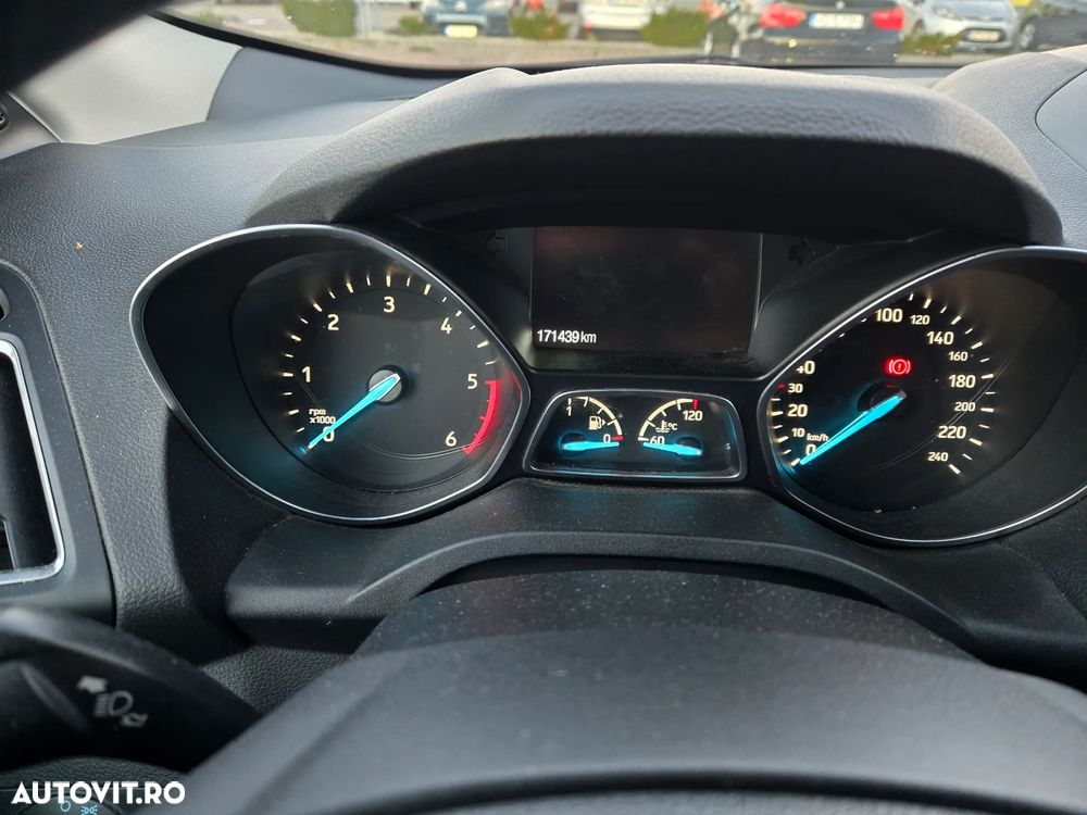 Ford Kuga 2.0 TDCi 4WD Trend - 8