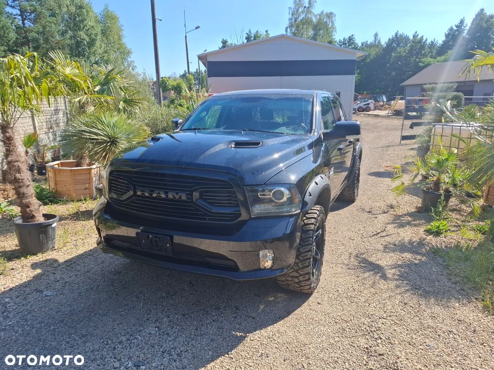 RAM 1500 5.7 Crew Cab Longbed Laramie Sport - 2