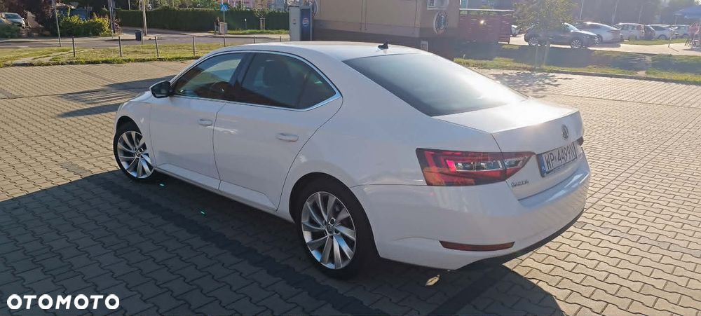 Skoda Superb 1.4 TSI ACT Ambition - 6