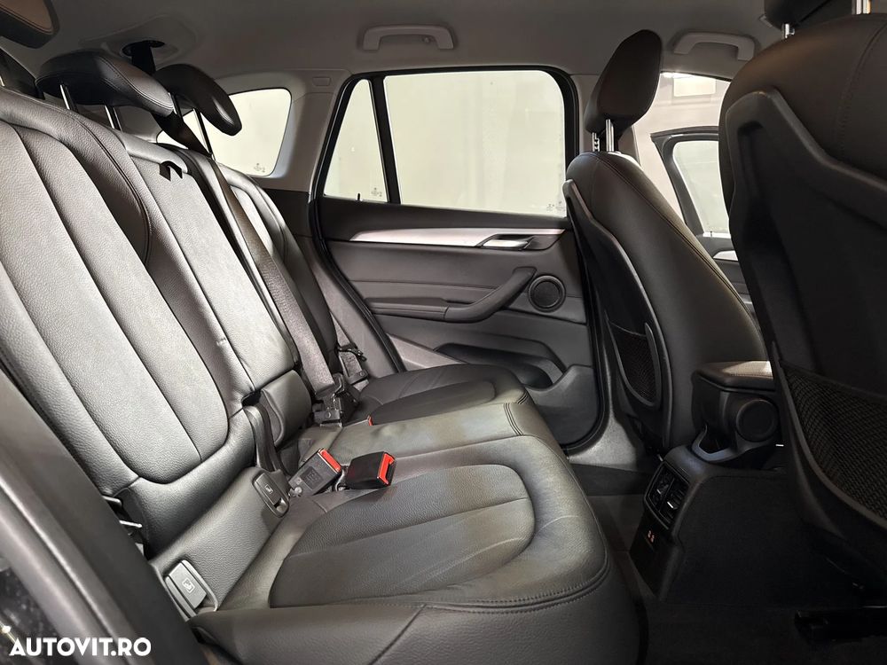 BMW X1 - 13