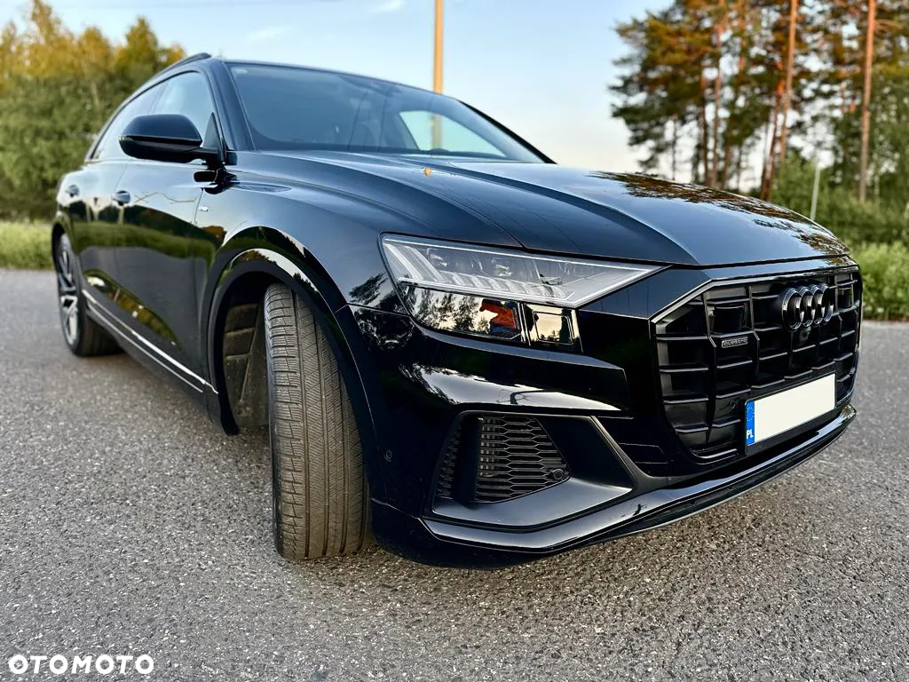 Audi Q8 - 6