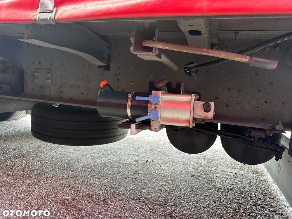 Schmitz Cargobull Varios coilmulde - 6