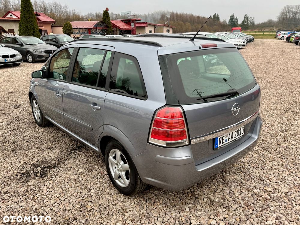 Opel Zafira - 3