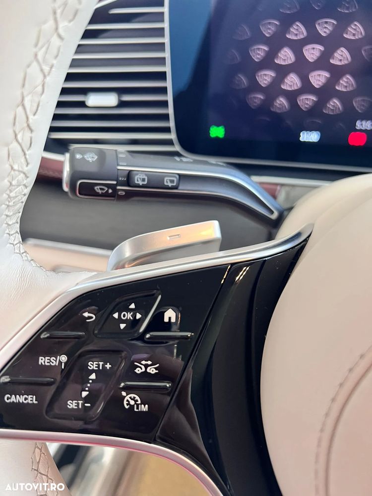 Mercedes-Benz GLS Maybach 600 4Matic 9G-TRONIC - 16