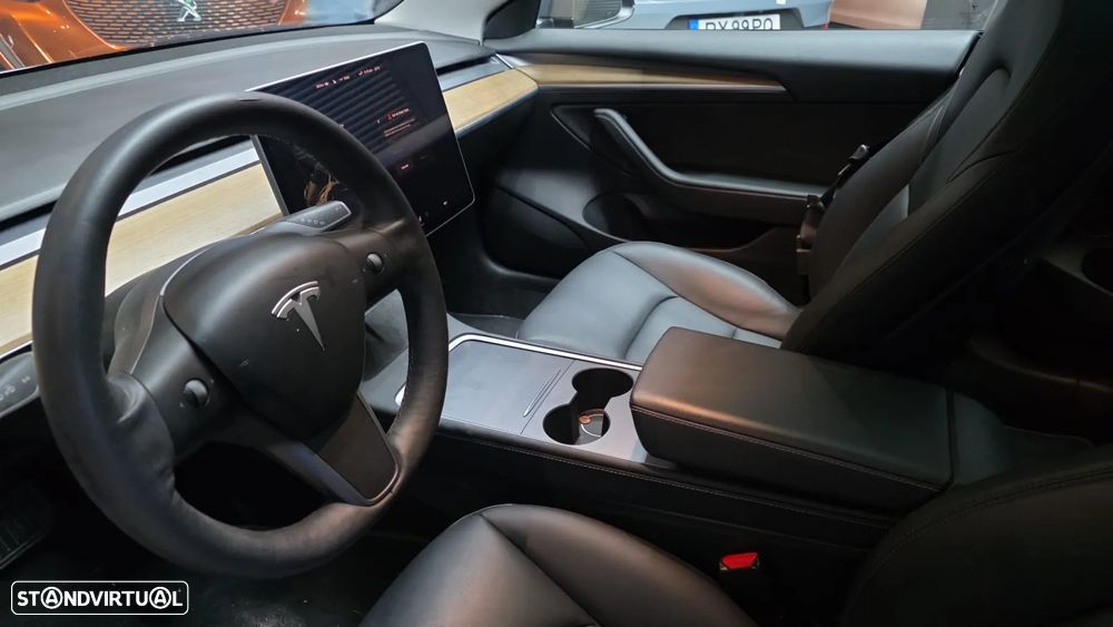 Tesla Model 3 Standard Range Plus RWD - 11