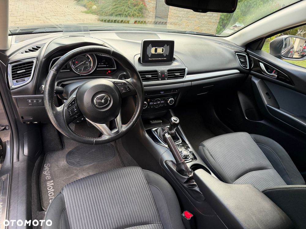 Mazda 3 - 17