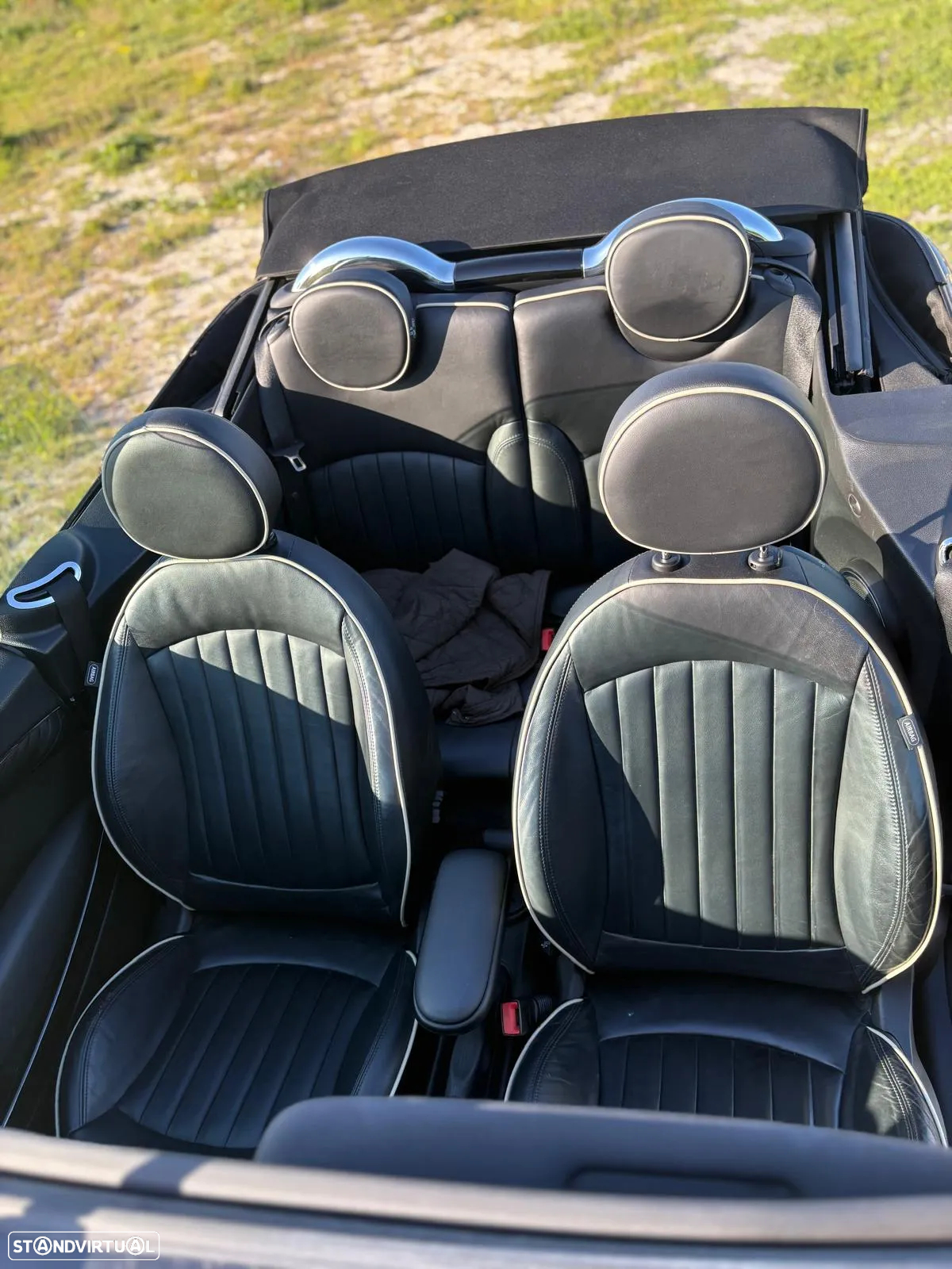 MINI Cabrio Cooper - 16