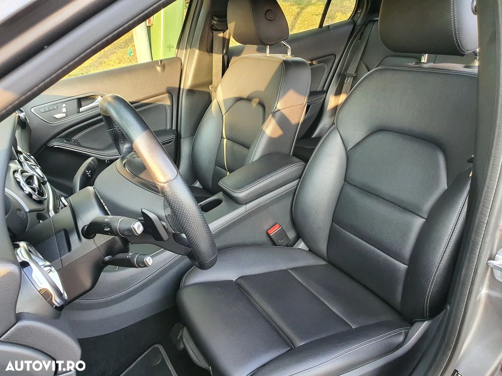 Mercedes-Benz GLA 250 4MATIC Aut. - 14