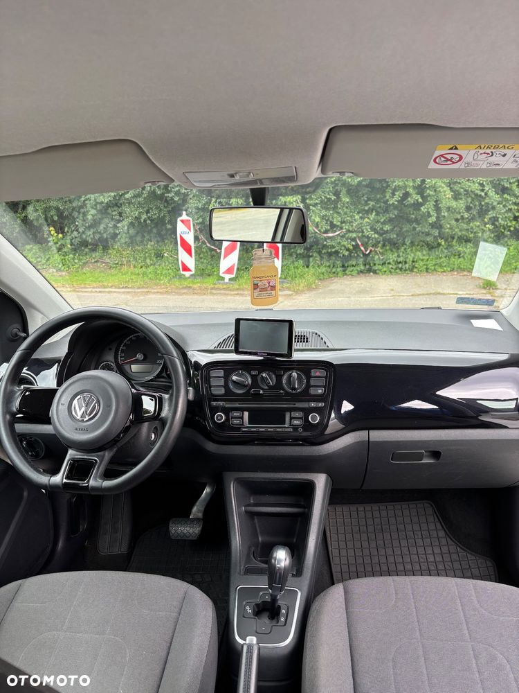 Volkswagen up! 1.0 move - 8