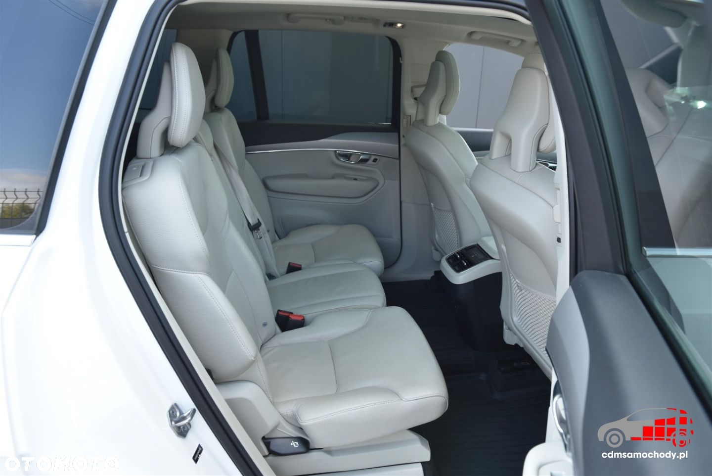 Volvo XC 90 - 22
