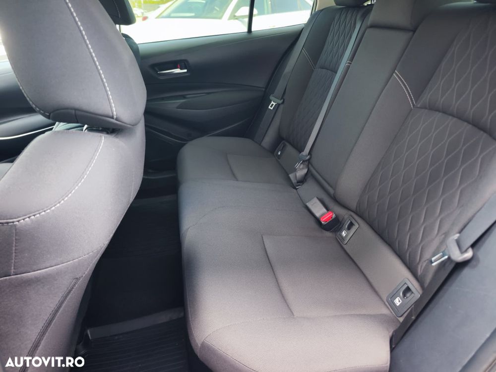 Toyota Corolla 1.8 HSD Dynamic - 15