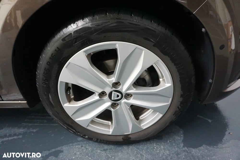 Dacia Logan TCe 90 MT6 Prestige - 15