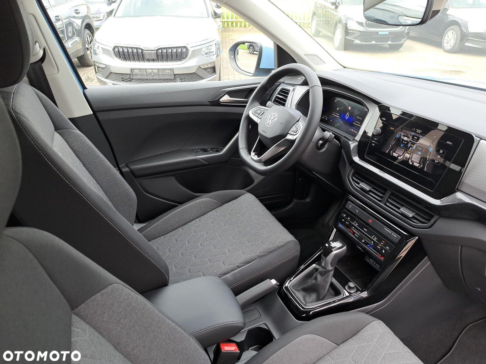 Volkswagen T-Cross - 32
