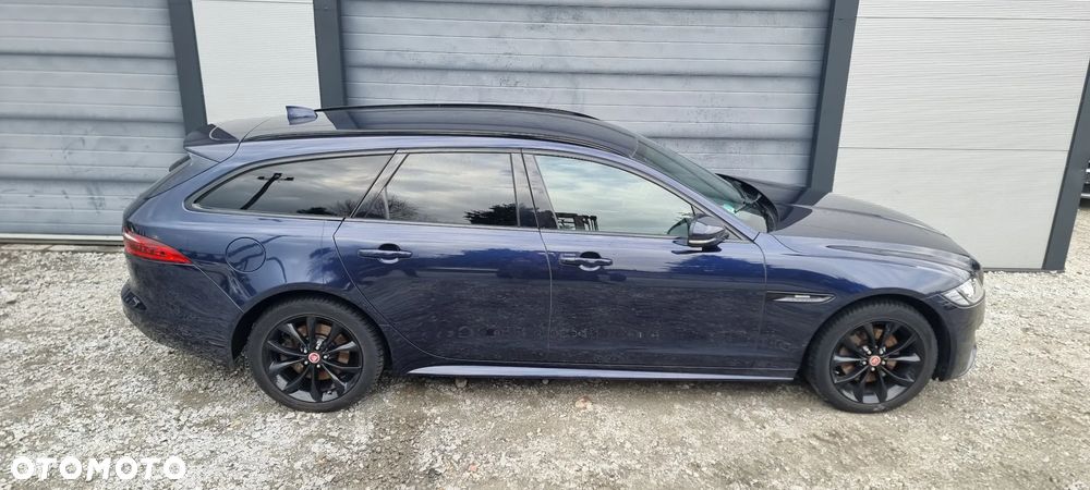 Jaguar XF 20d R-Sport - 11