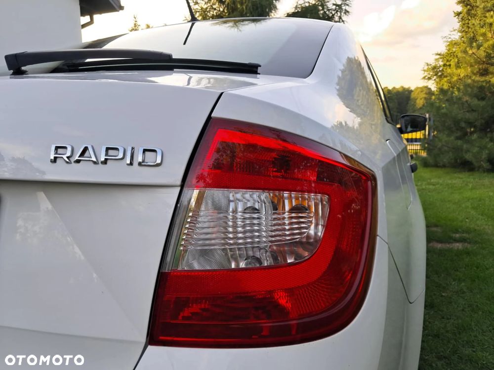 Skoda RAPID 1.2 TSI Active - 12