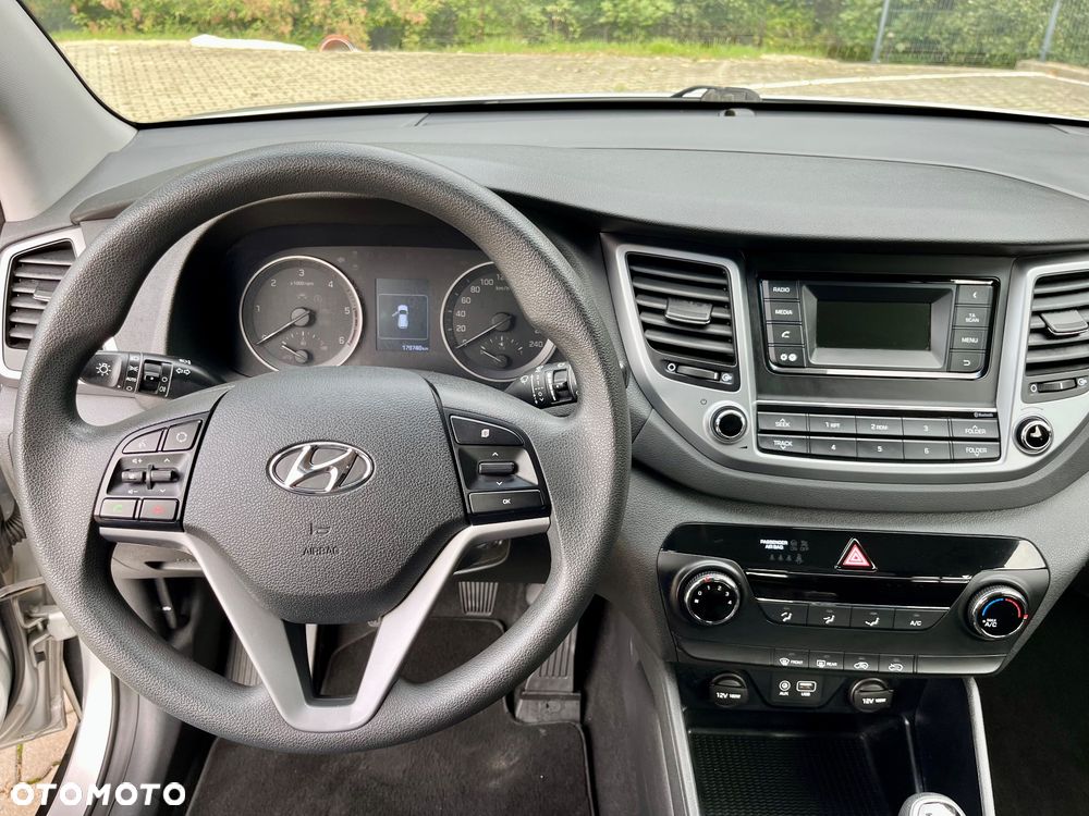 Hyundai Tucson blue 1.7 CRDi 2WD Classic - 16