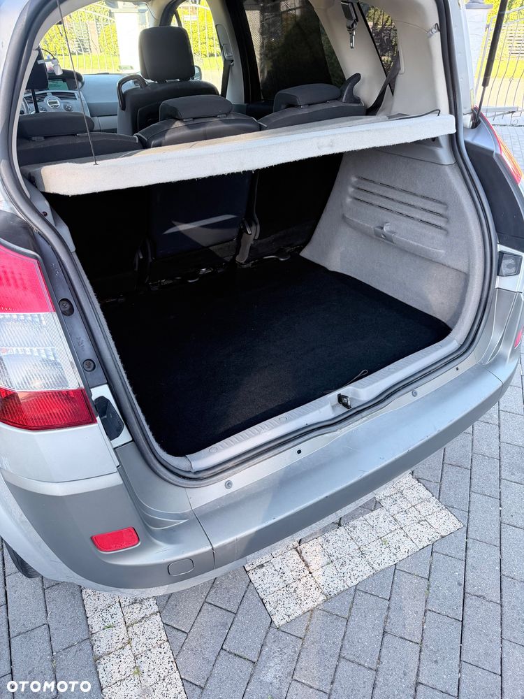 Renault Scenic 1.9 dCi Avantage - 15