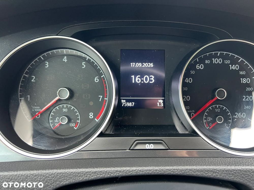 Volkswagen Golf 1.5 TSI BMT Comfortline - 7