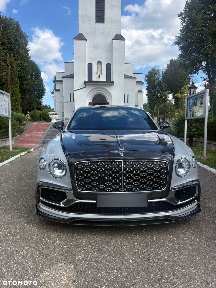 Bentley Flying Spur - 36