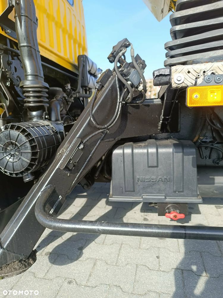 Nissan Cabstar - 17