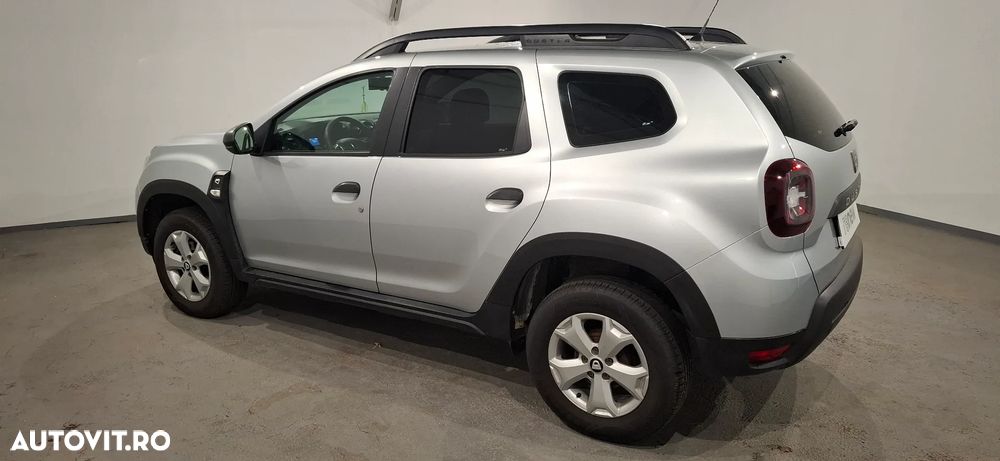Dacia Duster TCe 100 Essential - 4