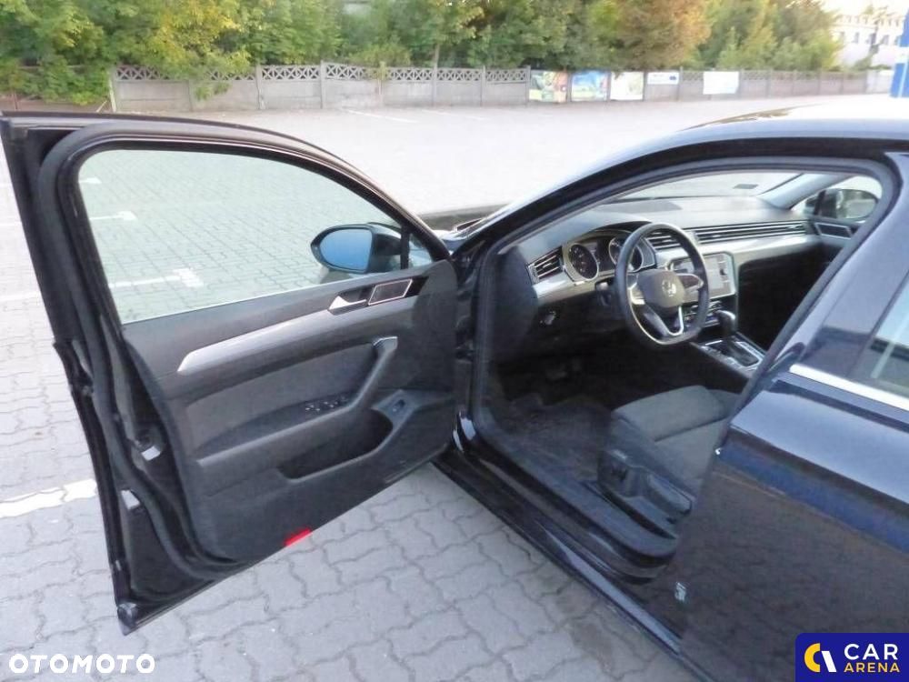 Volkswagen Passat - 18