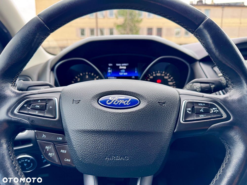 Ford Focus 1.5 TDCi Titanium - 24