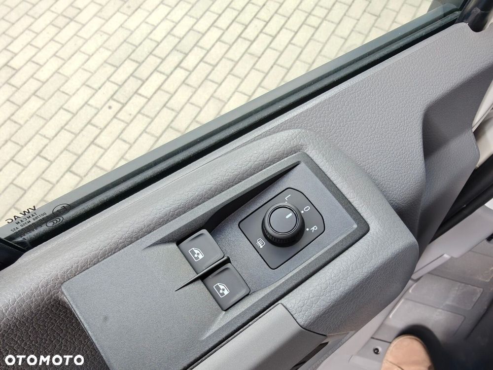 Volkswagen Crafter L4H3 | 2.0 TDI | 163 KM | Brygadowy 7 miejsc | Full Led | MobilCar - 29