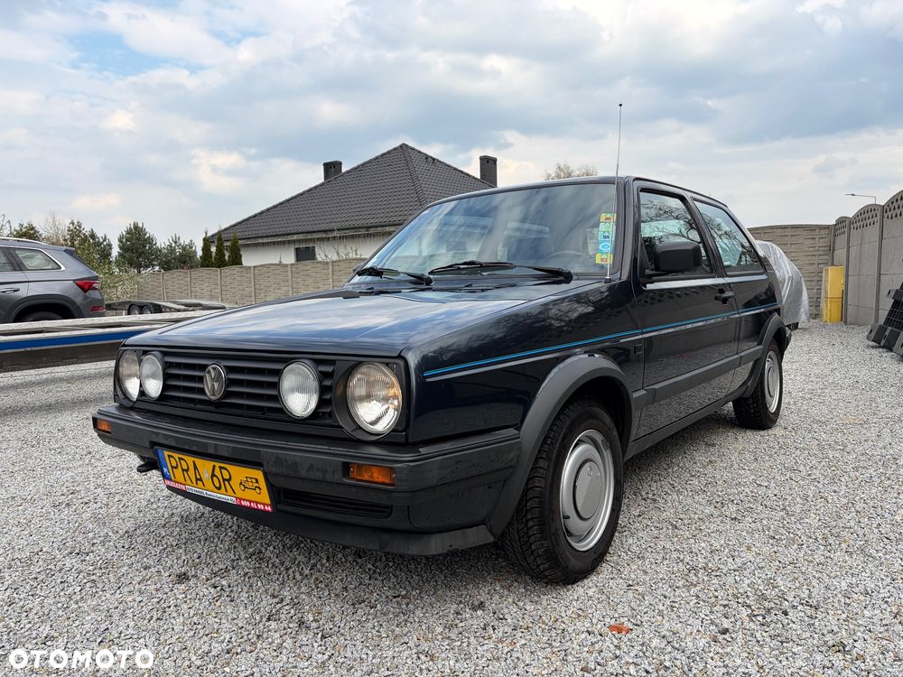 Volkswagen Golf 1.6 CL - 1