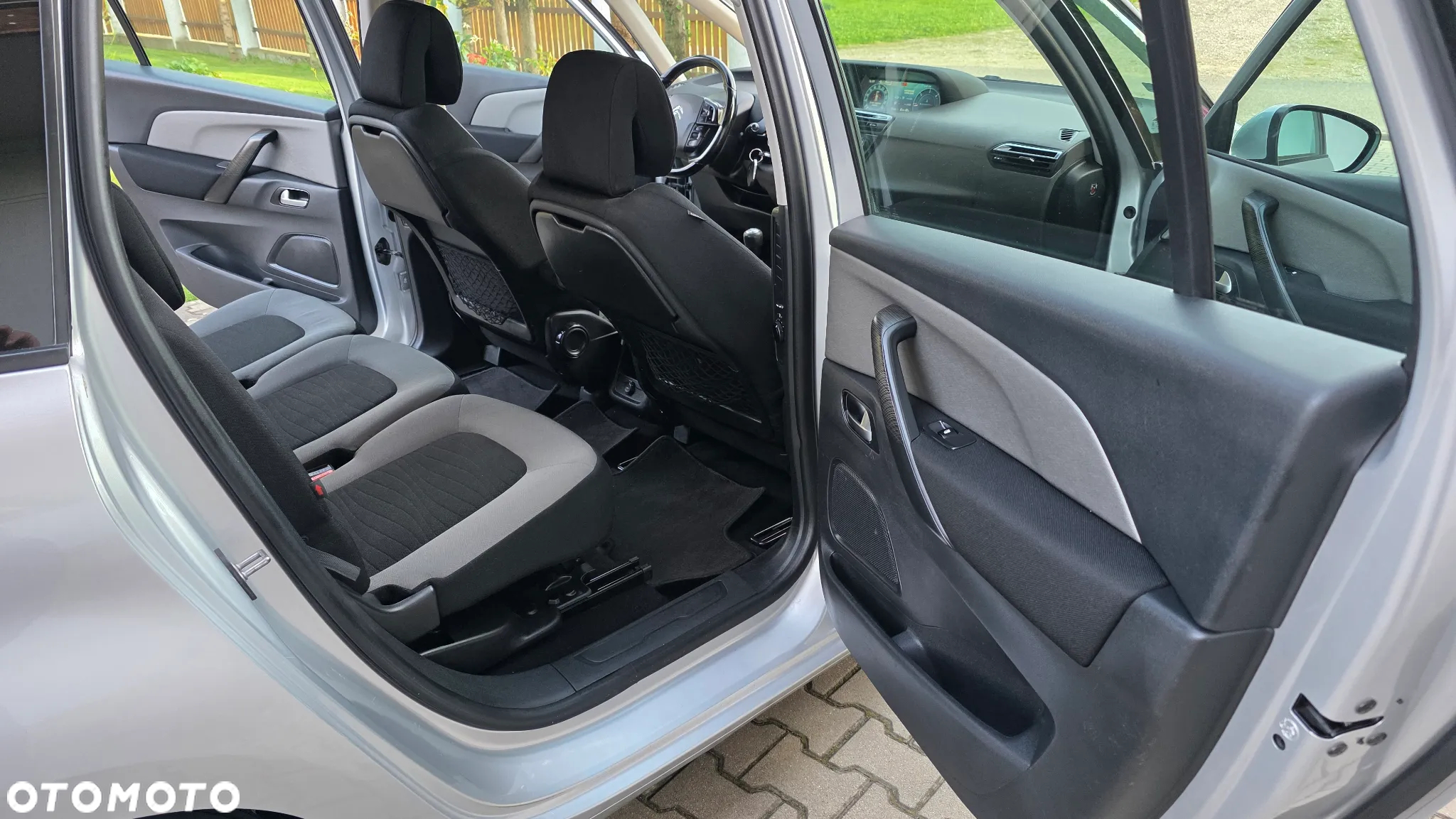 Citroën C4 Grand Picasso 2.0 HDi Exclusive - 23