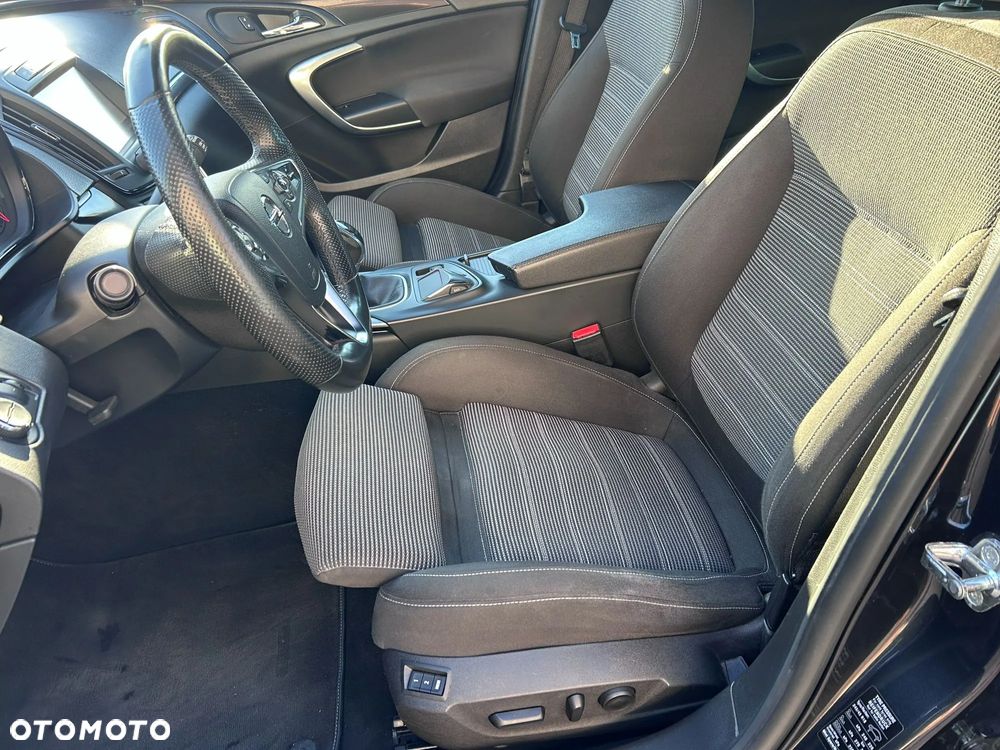 Opel Insignia 2.0 CDTI Executive 4x4 S&S - 17