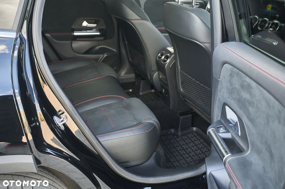 Mercedes-Benz GLA 200 d 8G-DCT AMG Line - 28