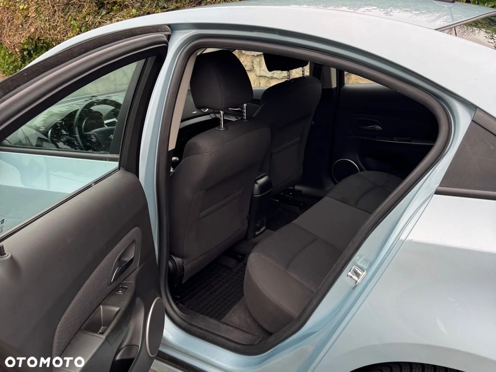 Chevrolet Cruze 2.0 D LT - 12