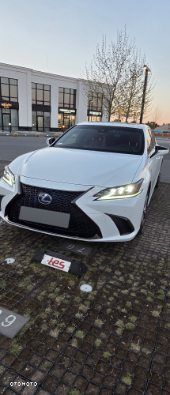 Lexus ES 300h F Sport - 5
