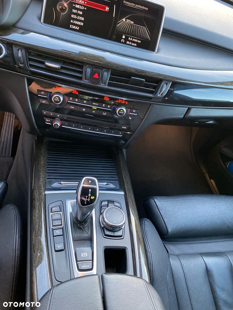 BMW X5 xDrive40d - 16