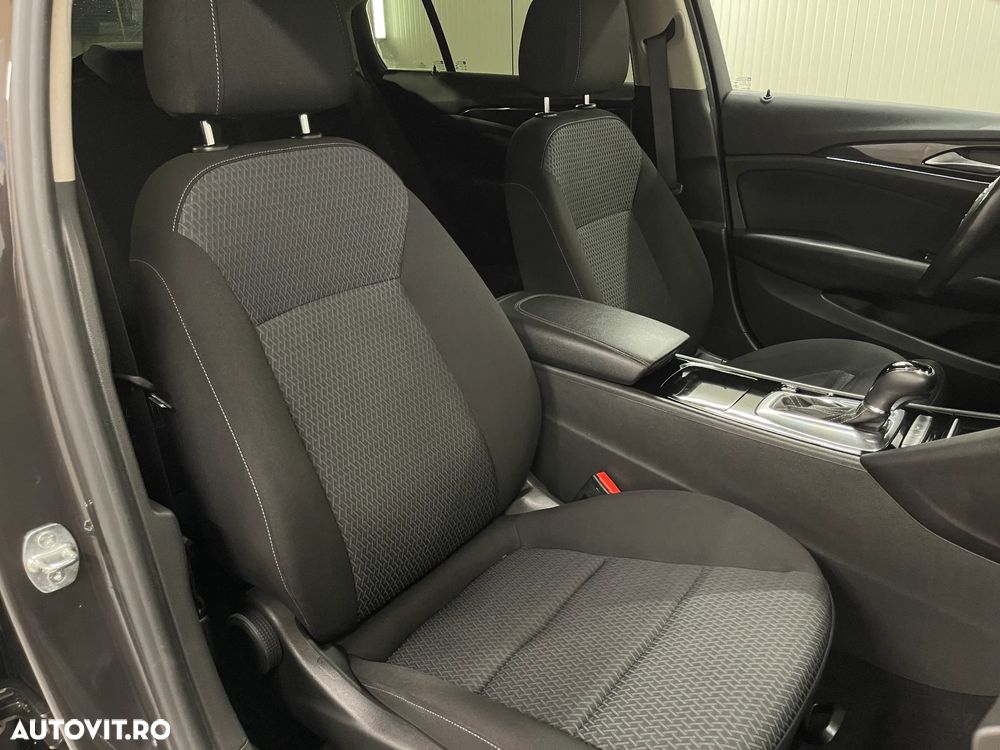 Opel Insignia Grand Sport 2.0 Start/Stop Aut. Elegance - 10