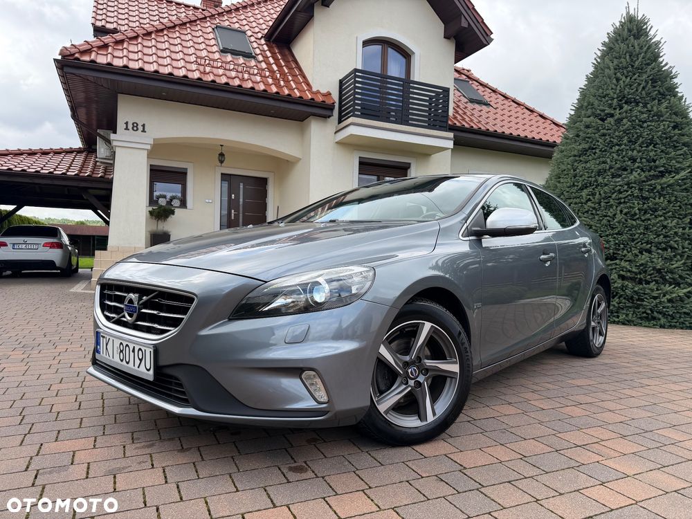 Volvo V40 D2 Drive-E R-Design Momentum - 28