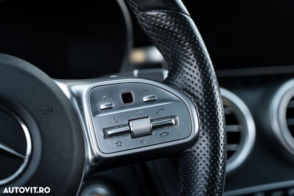 Mercedes-Benz C - 25