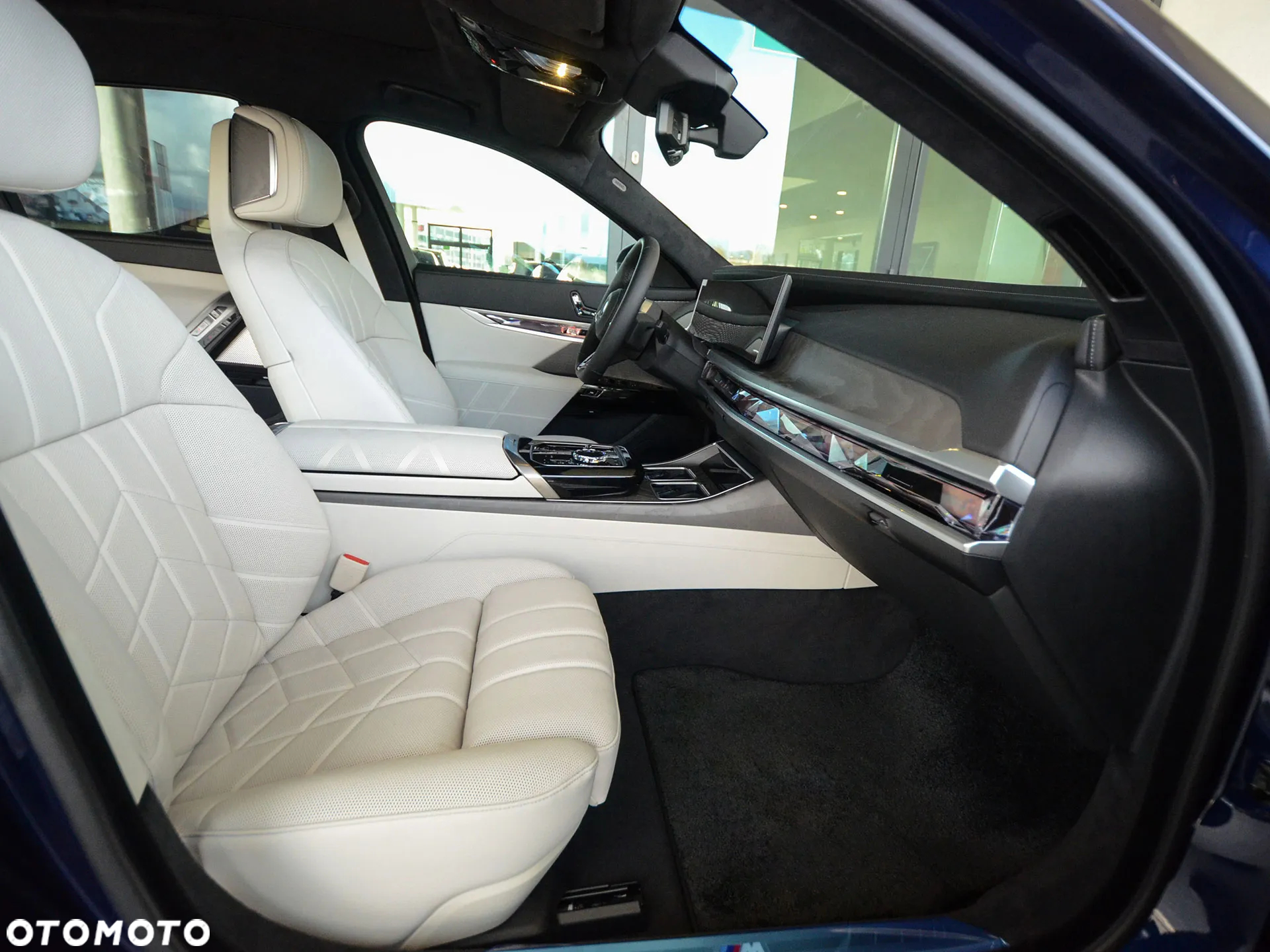 BMW i7 xDrive60 M Sport - 24