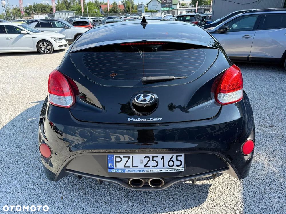 Hyundai Veloster - 7