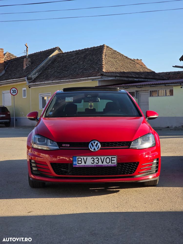 Volkswagen Golf - 14