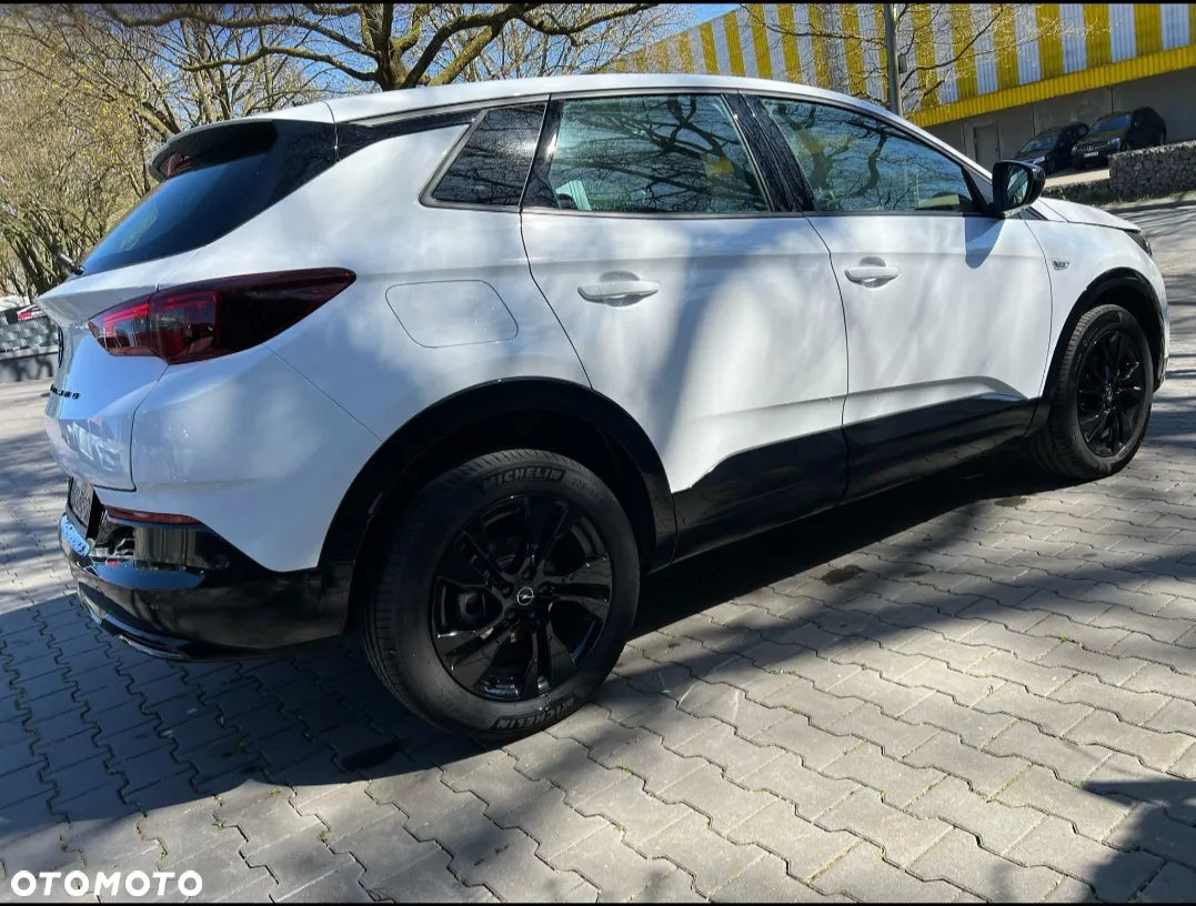 Opel Grandland - 8