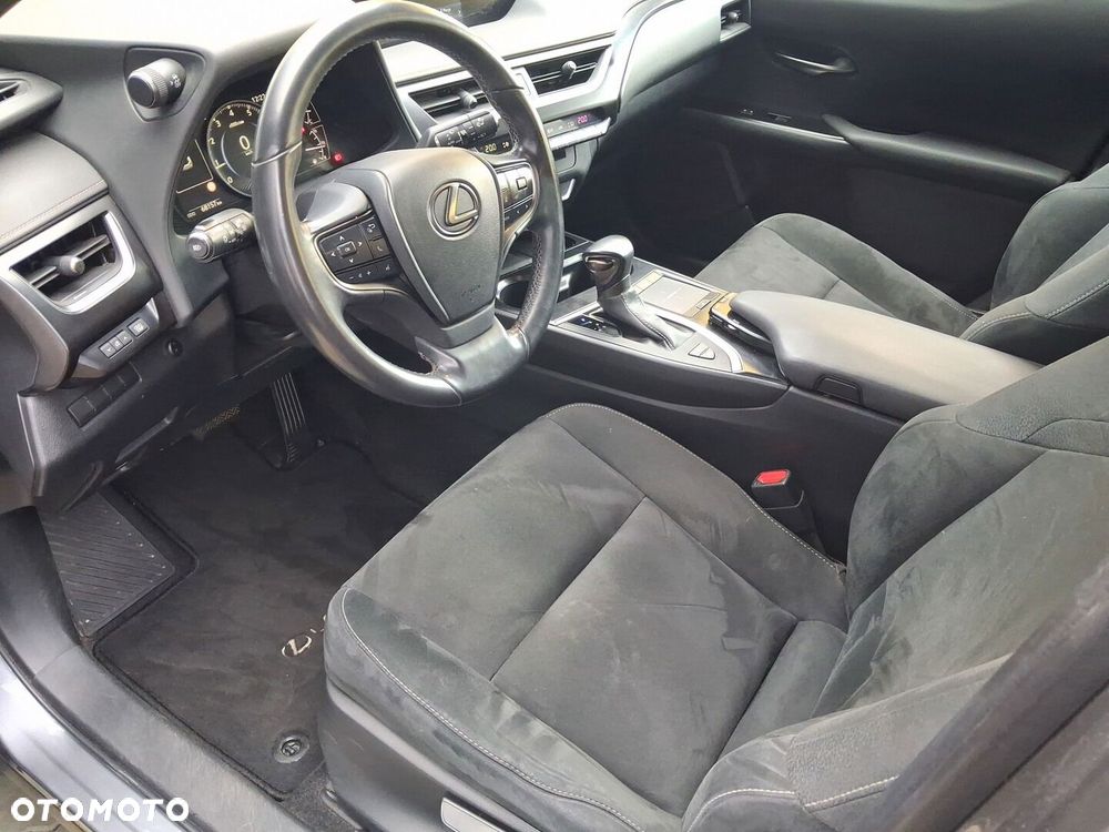Lexus UX 200 GPF Business Edition 2WD - 19