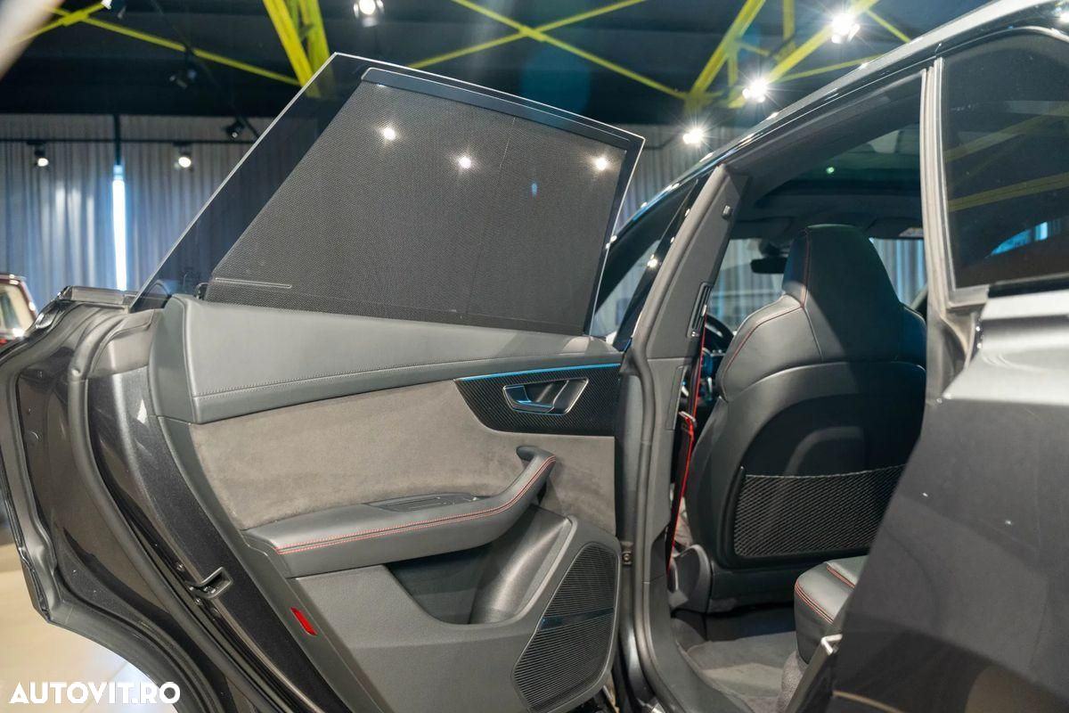 Audi RS Q8 - 22
